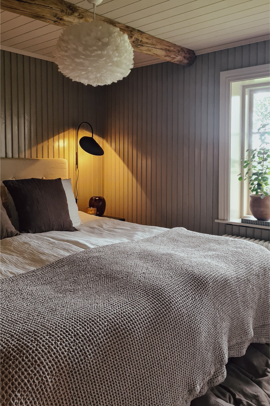 Ljungbylund renovering äggoljetempera sovrum