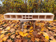 Ormesta hylla för skäppor och burkar