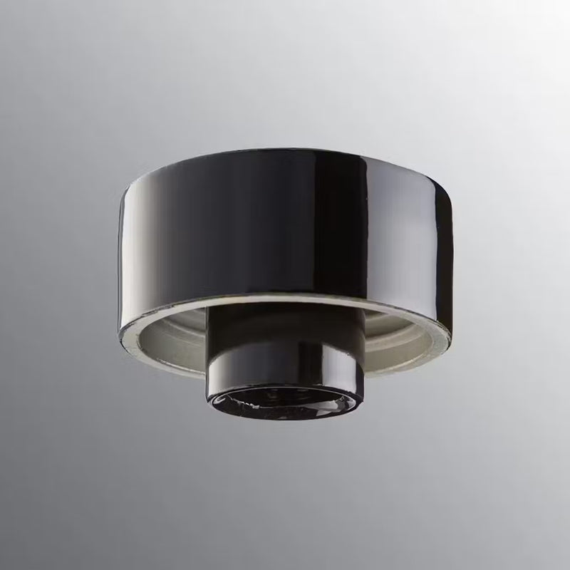 Porcelain fixture Indoors