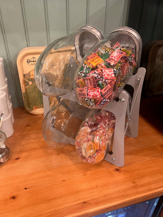 Karamellställ med 4 burkar